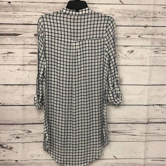 Lumiere plaid‎ long sleeve “flannel” style tunic - Picture 2 of 6